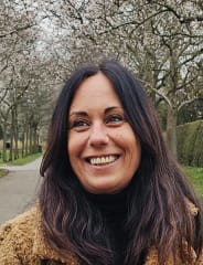 Monica - Passionate about food, art and nature