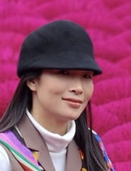 Trang Chu - The Energetic Military Journalist