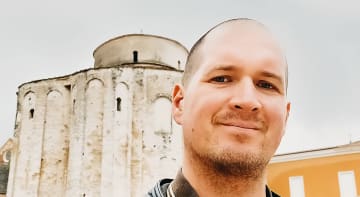Dejan