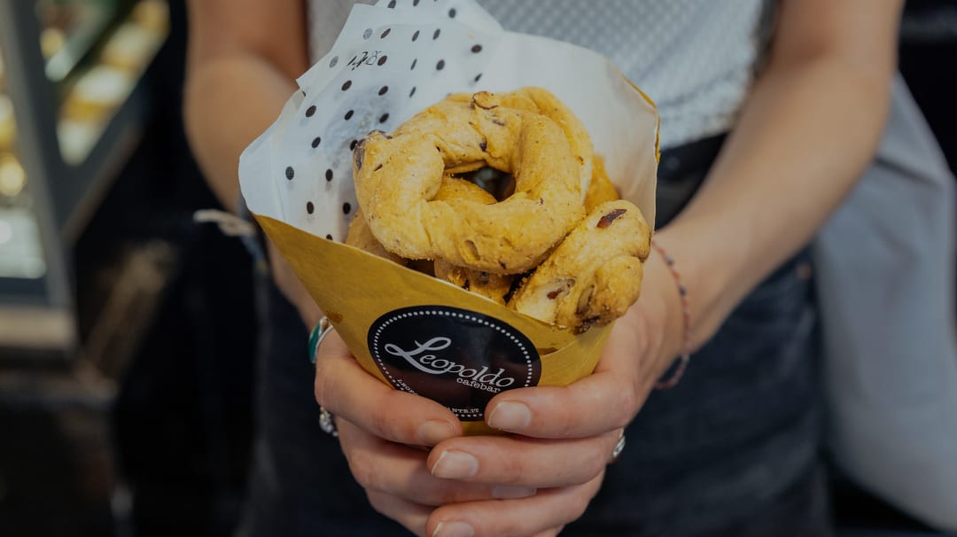 Withlocals 10 Degustazioni Tour Gastronomico Preferito Di Napoli Withlocals