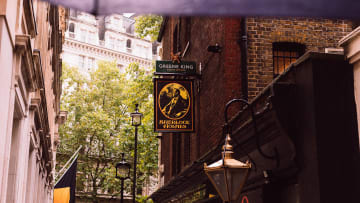 Sherlock Holmes Tours