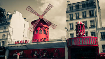 Moulin Rouge Tours in Paris