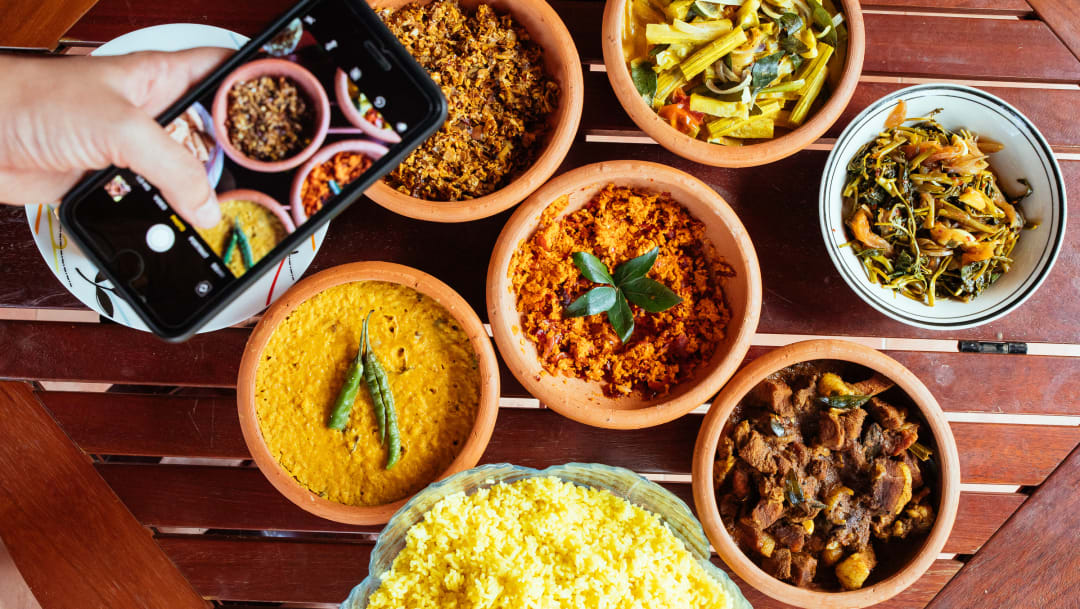 Food in Sri Lanka - Exploring the Flavors of Sri Lankan Cuisine