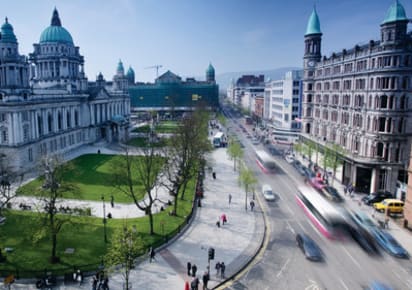Peace Wall, and City Highlights in Belfast - 194a7140bdfed0233411967bc716062b