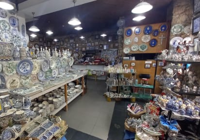 Coimbra’s Timeless Shops & Local Treasures Tour in Coimbra - 2017d695fcd530fd94799fab342116aa