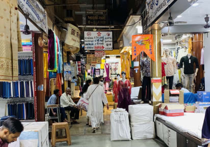 Mumbai's Must Sees Alongside Spice and Fabric Markets in Mumbai - 254abab027e085ffd7c021136d6532cb