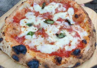Gennaro's Authentic Neapolitan Pizza Experience in Naples - 372143855150bbdc5e2932a184be9157