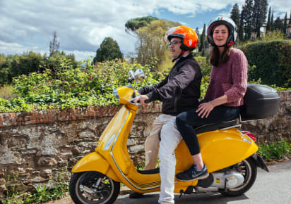 2.5hr Vespa Tour in Rome with personal driver in Rome - 3b51a141138885edb573bd1cbe943647