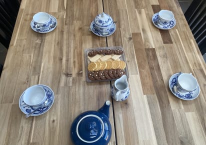 Classic hand made  afternoon tea  in London - 6d6b6045946862aea5cee248cbf91a27