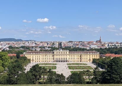Imperial Garden Walk in Vienna - 7db7ccd359b2668aafde1859c0a0aebb