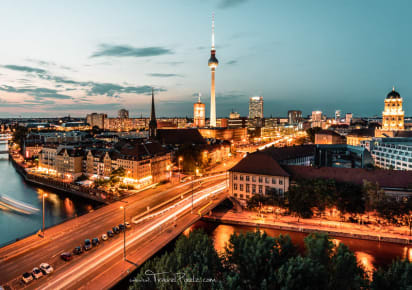 Berlin Sunset Photo Tour with a Local Photographer in Berlin - 808a791b7c68cbc78d1d5b68008eae7b