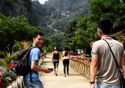 Adventure day in Trang An & Mua caves in Hanoi - 92957e4237e731af7822d42a3c95f776