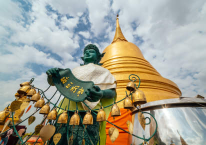 Off the Grid : Temples, Back Alleys, and Munchies in Bangkok - 9304c58362744088c0a7f39af1943d5e