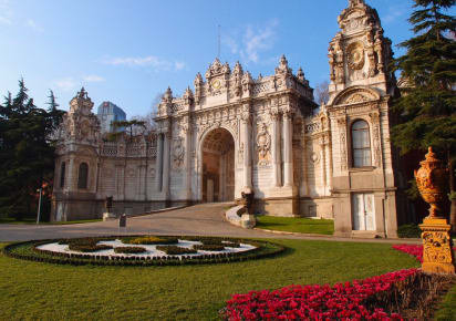 Magnificent Dolmabahçe Palace & Maiden's Tower Tour in Istanbul - 94c35d855a249cf4d16e1facba8ed3d8