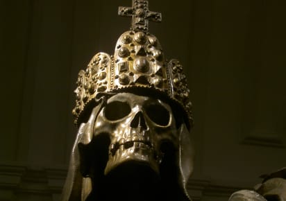 Inscrutable and Mysterious Vienna in Vienna - 9f9a02e99fa30c883bab2185a42e49d8