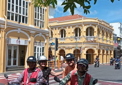Phuket City Wonder: Motorbike Adventure in the Charming Old Town in Phuket - b92a3804ee63ea3d03afde1ab0107c4b