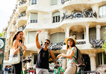 Gaudí Bike Tour & Sagrada Familia Priority Entrance in Barcelona - bf04ccfc14a919d3ba223760db0d9781