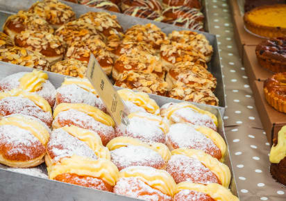 Camden Market Bites & Sights Tour in London - AdobeStock_509100699.jpg