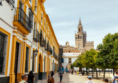 Seville’s Historic Heart: Alcázar, Jewish Quarter & Cathedral Tour in Seville - Alcazar_Cathedral_Giralda3.jpg