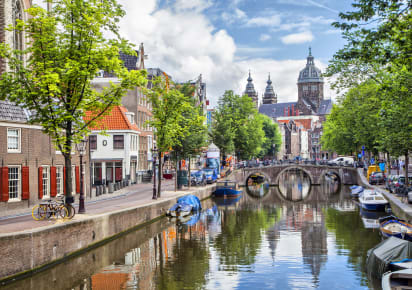 A Full Day in Amsterdam by Boat and Foot in Amsterdam - AdobeStock_66711230.jpg