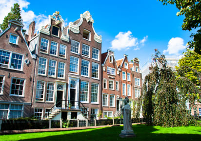 Amsterdam's Golden Age: A Walking Tour Through History in Amsterdam - AdobeStock_223404980.jpg