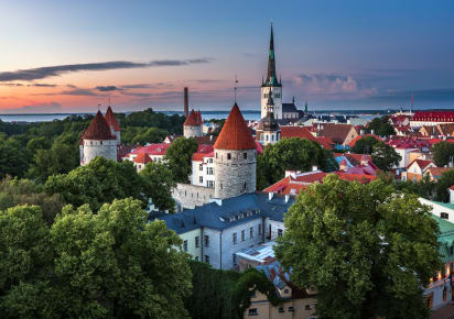 Full Coverage Tallinn City Tour in Tallinn - AdobeStock_82782070