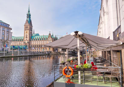 City Kickstart Tour: Hamburg in Hamburg - AdobeStock_204144028