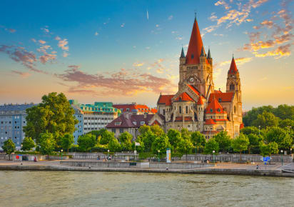 Highlights & Hidden Gems of Vienna in Vienna - AdobeStock_418787097