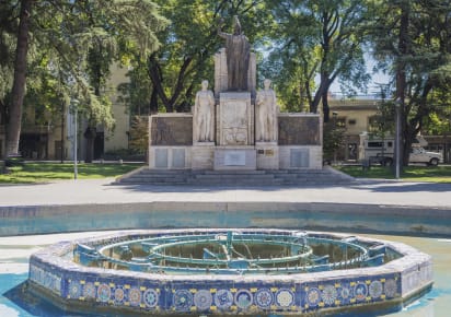 City Kickstart Tour: Mendoza in Mendoza - AdobeStock_54024015