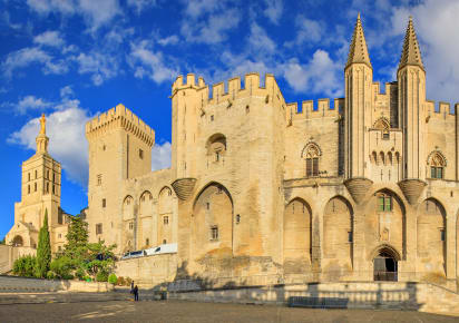 Highlights & Hidden Gems of Avignon in Avignon - AdobeStock_395777120