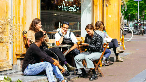 Off the Beaten Track in Amsterdam: Haarlemmerbuurt Tour in Amsterdam - 02ba3ff09358c28076889d853e639007