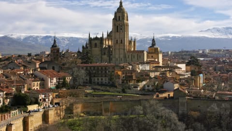 Day Trip: Ancient Segovia & Traditional Gourmet Lunch in Madrid - 079bbde731d506fb23d0f357db099878
