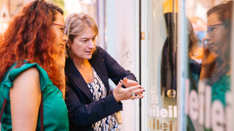 Personal Shopping with a Vogue Journalist in Rome - 0acbf78a04b52c95b9a59d4f59645a57