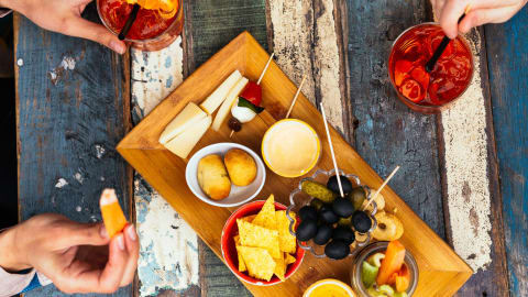 Milan Aperitivo Tour: Drinks & Bites the Local Way in Milan - 2212822002d1c8c15f20710acae46eeb