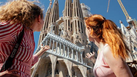 Gaudí Family-Friendly Treasure Hunt Private Tour in Barcelona - 2d036ff2d43ac2bb6de667aa53e62432