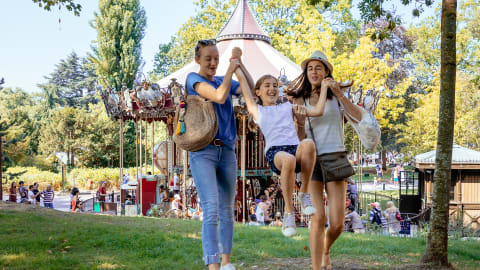 Family Friendly Paris City Tour in Paris - 322dbe7fd16d7cf7813913065aa91767