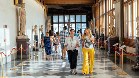 Tour of masterpieces & insights at the Uffizi! in Florence - 383eca733f309d5b95d390cb92a71950