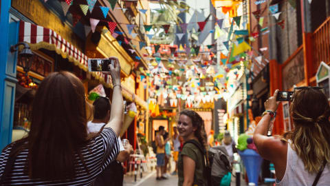 Off the Beaten Track in Athens: Akadimia Tour in Athens - 40941e886dee4363cbe0785d1bc516d4