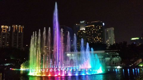 KL After Hours: Family Night Tour  in Kuala Lumpur - 4847771d8a3a444e757a60494390448e
