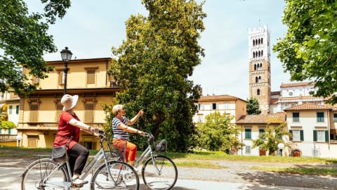 Private Day Trip to Lucca: Bike Tour & Churches in Florence - 4a9e54271ec808966f91c7c1fc0e35e7