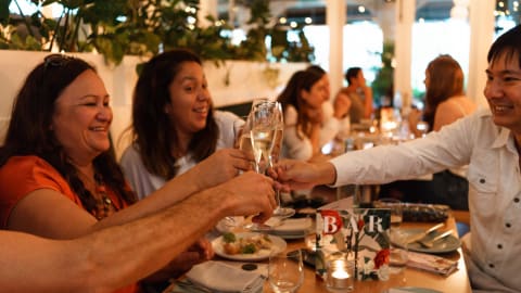 Drinks & Bites in Sydney Tour in Sydney - 50a6ab30cbf08edeb99962d2de6c0d38