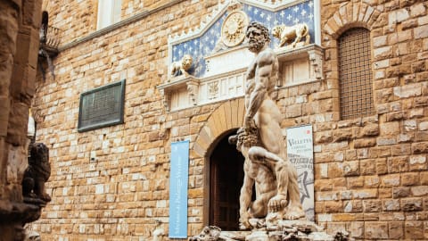 The Secrets of the Medici Family and Palazzo Vecchio Tour in Florence - 5b0e92158e17e2bf24e022b2e3359945