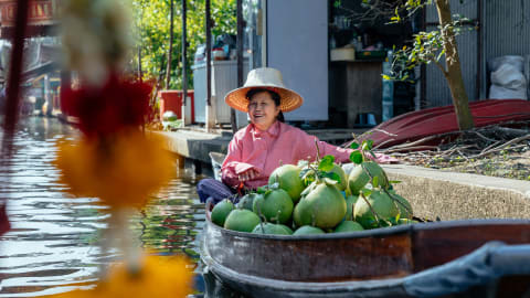 Bangkok's Unique UNESCO Heritage Floating & Train Markets Private Tour in Bangkok - ada2a782df8d0e3f5401089f16f4f7db