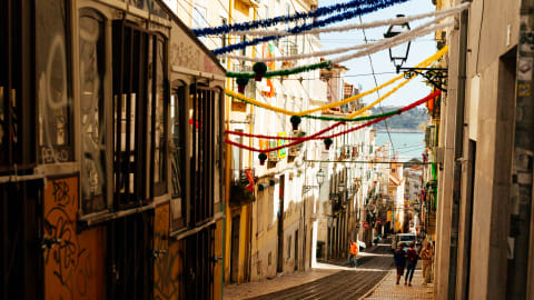 Withlocals Your Way! - Lisbon City Tour in Lisbon - bc5808afd509e1e4d8d7a329eb95a104