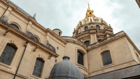 Les Invalides : Army museum and tomb of Napoleon in Paris - bedbefe85d1890799c29eeddd50e58ca