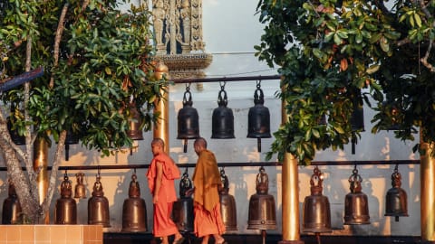 Tranquil Sunrise & Buddhist Rituals at Doi Suthep in Chiang Mai - d1a7f18d4ebfc8b2a0e2346608844d4b