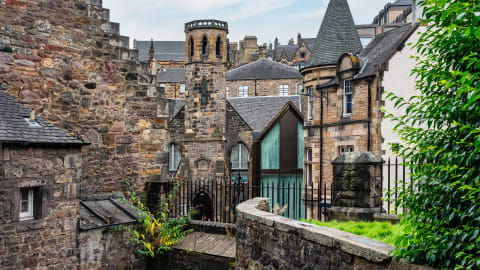 From Castles to Closes: The History of Old Edinburgh in Edinburgh - AdobeStock_651426011.jpg