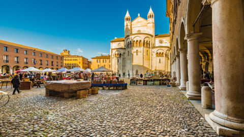 Withlocals Your Way! Bologna Day Trip Outside the City in Bologna - AdobeStock_142168938.jpg