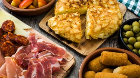 Culinary Kickstart Tour: Tapas in Seville in Seville - AdobeStock_159627449.jpg