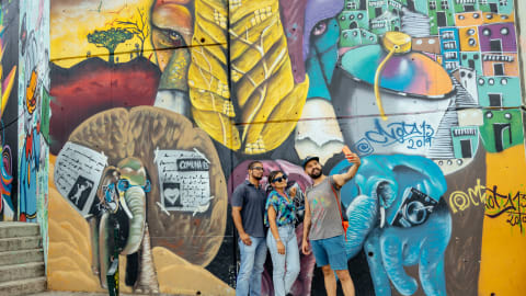 Off the Beaten Track in Medellin: Comuna 13 Tour in Medellin - ecf76de7b599e1c5ed258e12aa386889